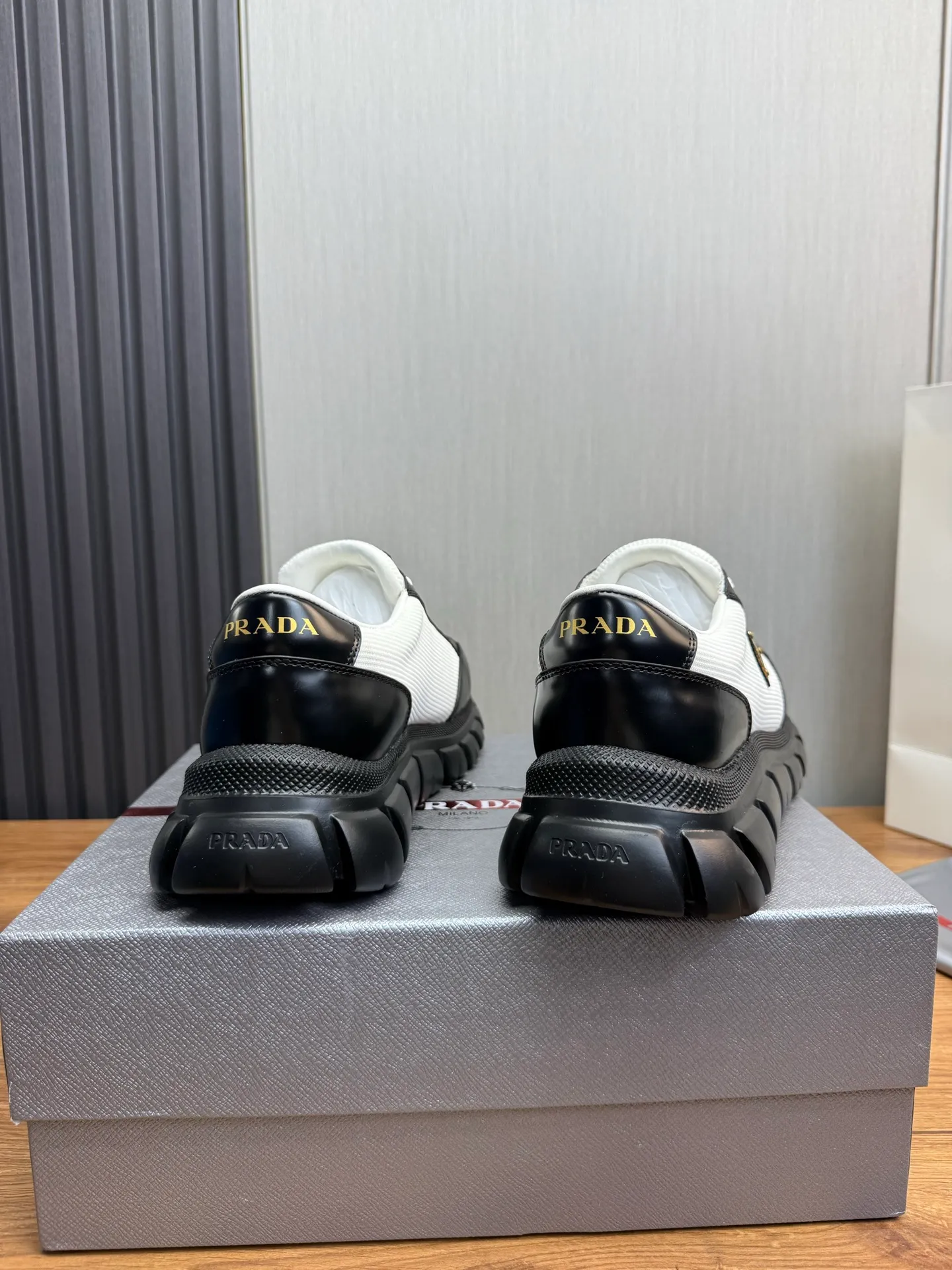 Men's shoes 💰580💰 [PRADA] Popular men's shoes shipped 👏Official website synchronization ⬆️Original cowhide fabric + cowhide lining, 1⃣️:1⃣️reproduction, original sole, 38-45 (45. Customized, non-refundable)